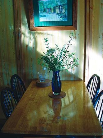 Hawke Brook Chalets Pemberton Eksteriør bilde